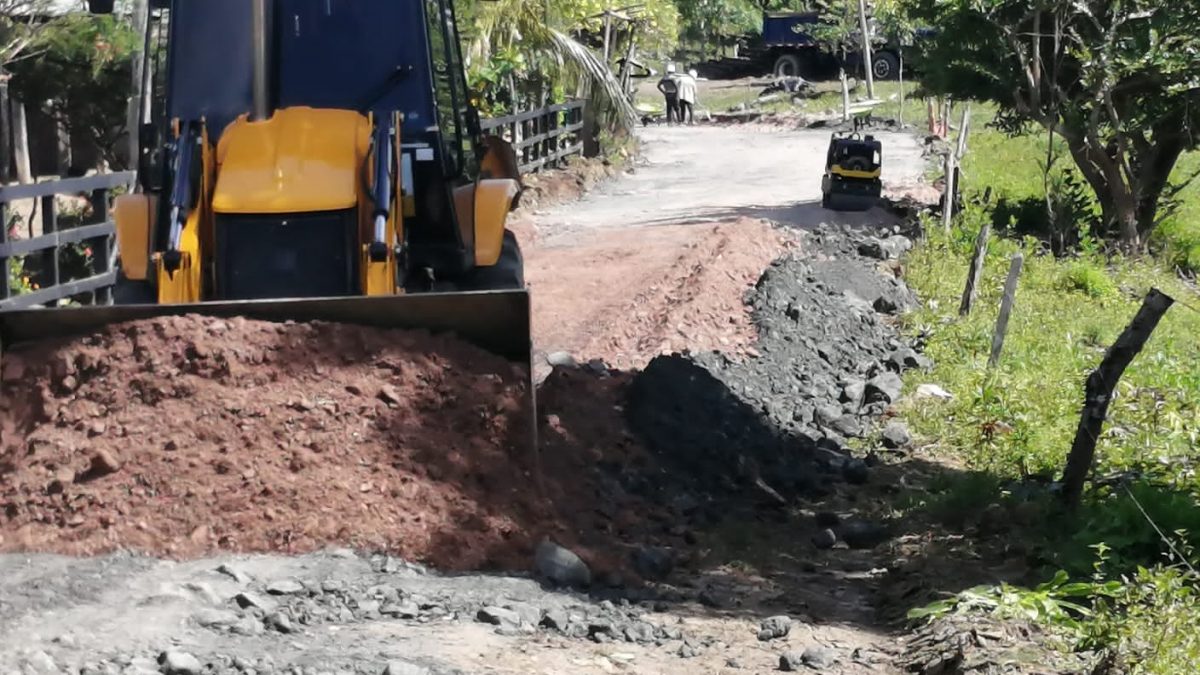 Mejoramiento de la vía terciaria que comunica el sector la Y de San Diego con el corregimiento del carmen de la venia municipio de Liborina Antioquia